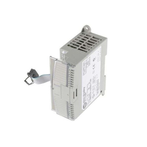Модуль дискретного ввода MicroLogix 1762-IQ16